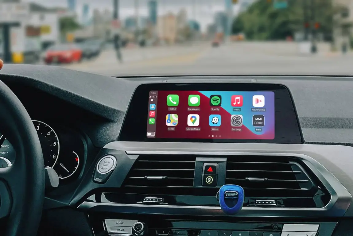 Toyota RAV4 Wireless Apple CarPlay Guide 2025