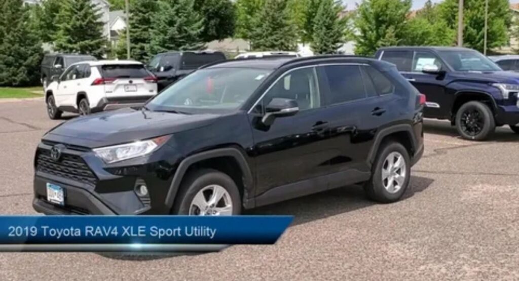 Toyota RAV4 Sport Mode Explained for Better Performance 2 toyota rav4 sport mode 2