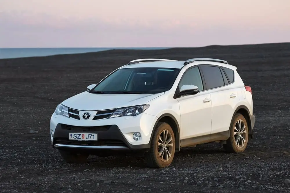 Does Toyota RAV4 Have a CVT Transmission Guide