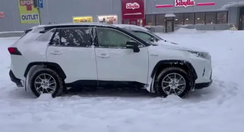 Toyota RAV4 Snow Mode1